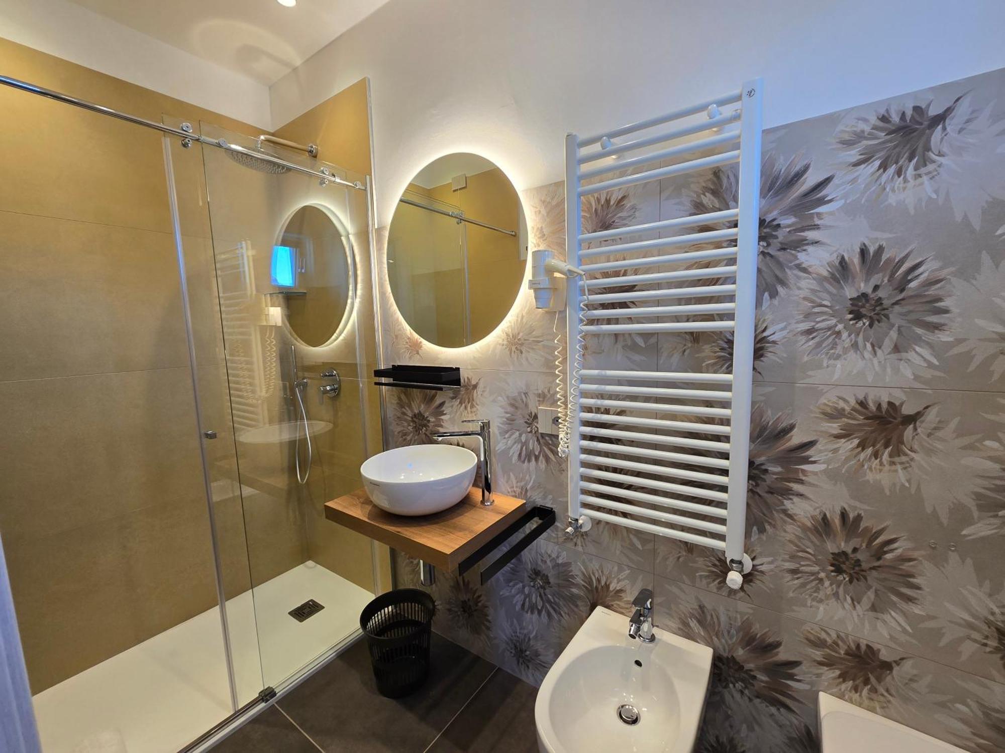 Hotel Pace Brenzone sul Garda Exterior foto